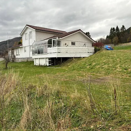 For Rent In Apartment Voss