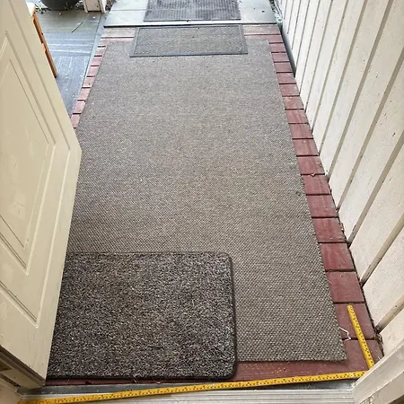 For Rent In Apartment